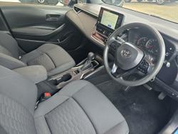 2022 Toyota
Corolla Ascent Sport