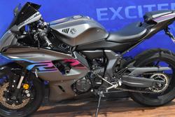 2024 Yamaha YZF-R7LA Grey