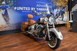 2016 Indian CHIEF CLASSIC Chrome / Silver