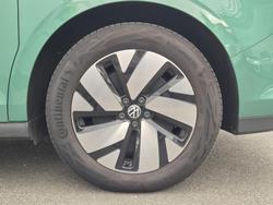 2024 Volkswagen ID. Buzz Pro BEV560