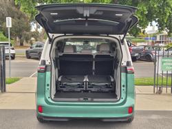 2024 Volkswagen ID. Buzz Pro BEV560