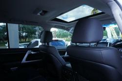 2020 Toyota Landcruiser VX