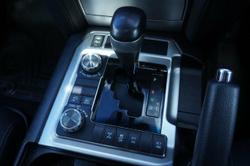 2020 Toyota Landcruiser VX