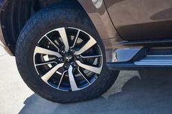 2016 Mitsubishi Pajero Sport GLS