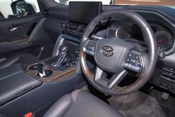 2024 Toyota Landcruiser VX FJA300R 4X4 Dual Range Glacier White