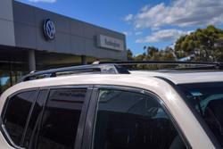 2024 Toyota Landcruiser VX