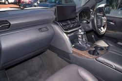 2024 Toyota Landcruiser VX