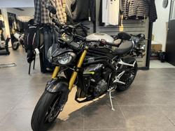 2025 Triumph SPEED TRIPLE 1200 RS YELLOW