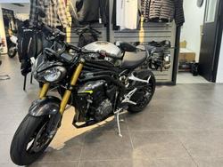 2025 Triumph SPEED TRIPLE 1200 RS YELLOW