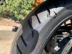 2025 Royal Enfield SHOTGUN 650 Green