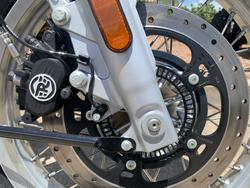 2025 Royal Enfield CLASSIC 650 Black