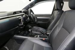 2020 Toyota Hilux Rogue