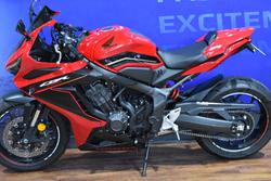 2023 Honda CBR650R Red