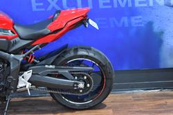 2023 Honda CBR650R Red