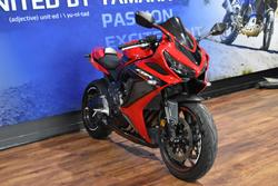 2023 Honda CBR650R Red