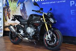 2020 BMW Motorrad S 1000 R Black