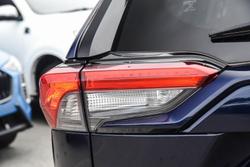 2021 Toyota
RAV4 GXL