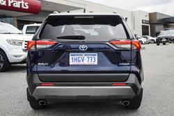 2021 Toyota
RAV4 GXL