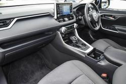 2021 Toyota
RAV4 GXL