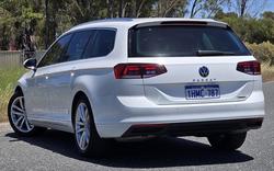 2021 Volkswagen Passat 206TSI R-Line