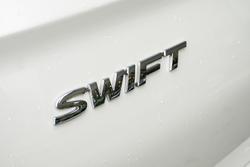 2025 Suzuki Swift Hybrid Plus