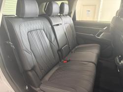 2025 LDV D90 Executive