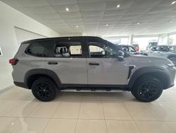 2025 LDV D90 Executive