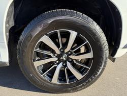 2017 Mitsubishi Pajero Sport