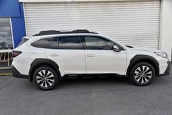 2024 Subaru Outback AWD Touring