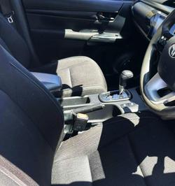 2018 Toyota Hilux SR