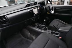 2020 Toyota Hilux SR