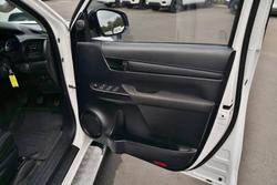 2020 Toyota Hilux SR