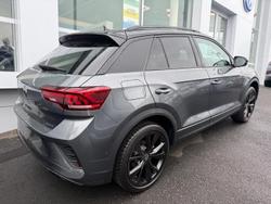 2025 Volkswagen T-Roc 140TSI R-Line