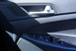 2020 Hyundai
                Tucson Active X