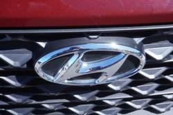 2020 Hyundai
                Tucson Active X