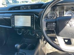 2021 TOYOTA HILUX WORKMATE (4x2)