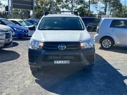 2021 TOYOTA HILUX WORKMATE (4x2)