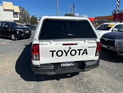 2021 TOYOTA HILUX WORKMATE (4x2)