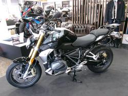 2024 BMW Motorrad R 1250 R TRIPLE BLACK BLACK STORM METALLIC