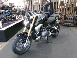 2024 BMW Motorrad R 1250 R TRIPLE BLACK BLACK STORM METALLIC