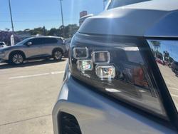 2024 Nissan Navara ST-X