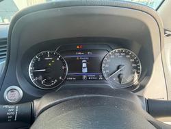 2024 Nissan Navara ST-X