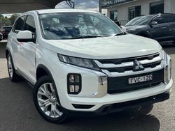 2022 Mitsubishi
ASX ES