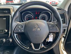 2022 Mitsubishi
ASX ES