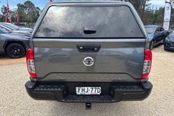 2023 Nissan Navara SL