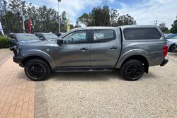 2023 Nissan Navara SL