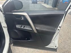 2015 Toyota RAV4 GXL