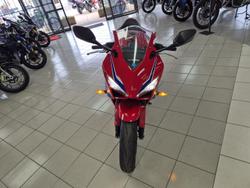 2025 Honda CBR650R E-Clutch CBR 650 Red