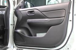 2019 Mitsubishi Triton GLX MR MY19 4X4 Dual Range White