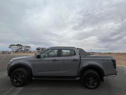 2025 Isuzu D-MAX X-TERRAIN